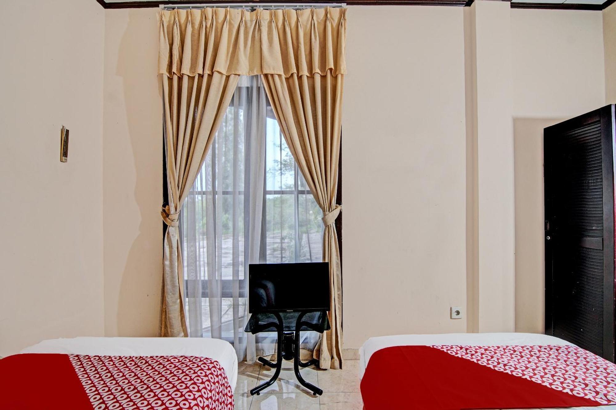 Oyo 92330 Hotel Rindu Sempadan Near Taman Wisata Rindu Sempadan Pekanbaru Exteriér fotografie